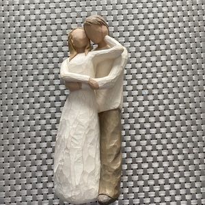 Willow Tree “Together” figurine from Hallmark